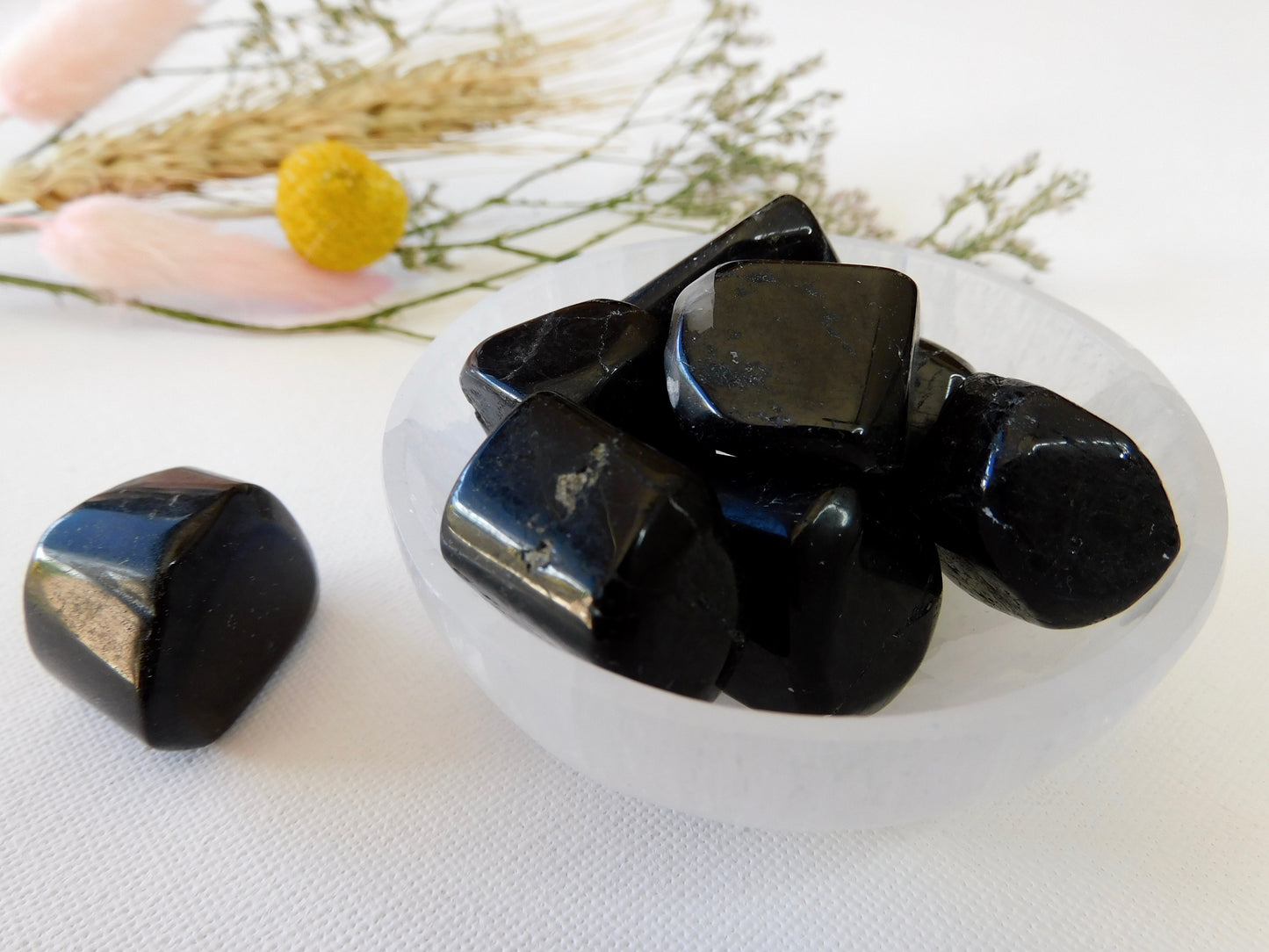 Black Tourmaline Tumble || Protection