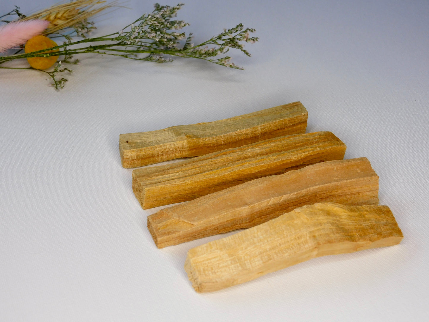 Palo Santo || Sticks & Bundles