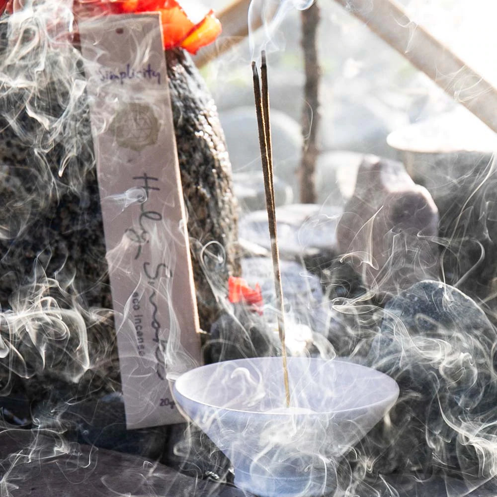 Holy Smoke Incense - Simplicity || 20gm