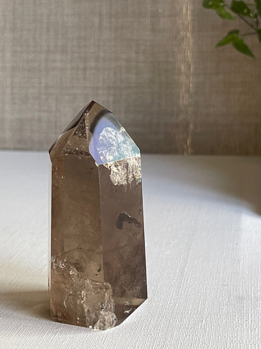 Smoky Quartz Point (0.213g) || Grounding