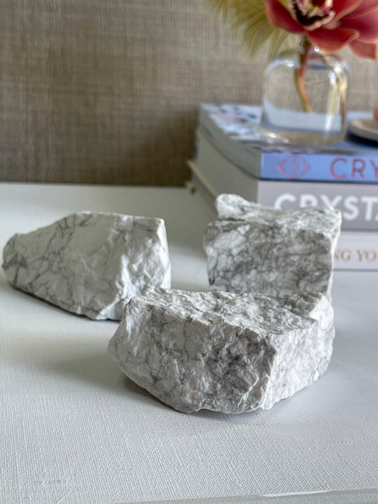 Howlite Rough || Creativity
