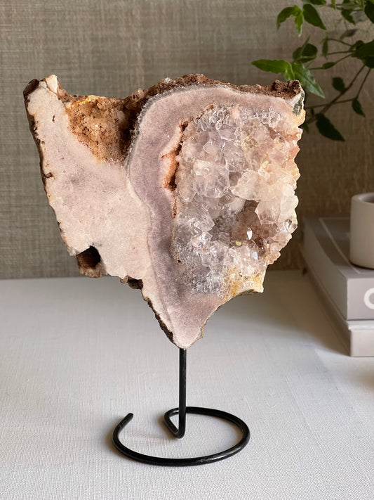 Pink Amethyst on Black Metal Stand (0.327g) || Divine Love