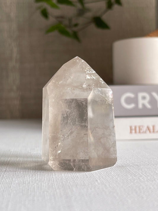 Clear Quartz Tower (0.073g) || Healing