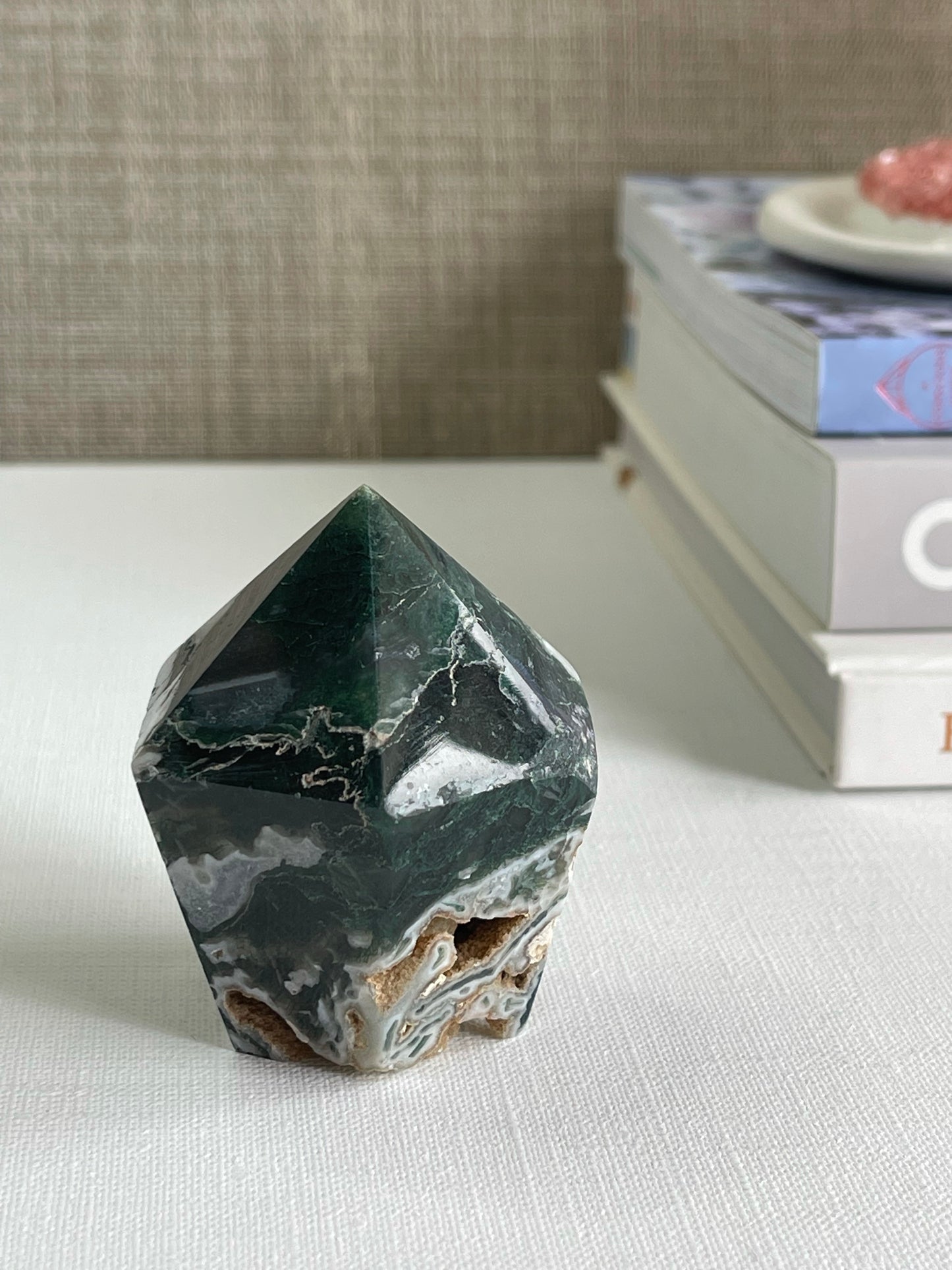Druzy Moss Agate Cupcakes || New Beginnings