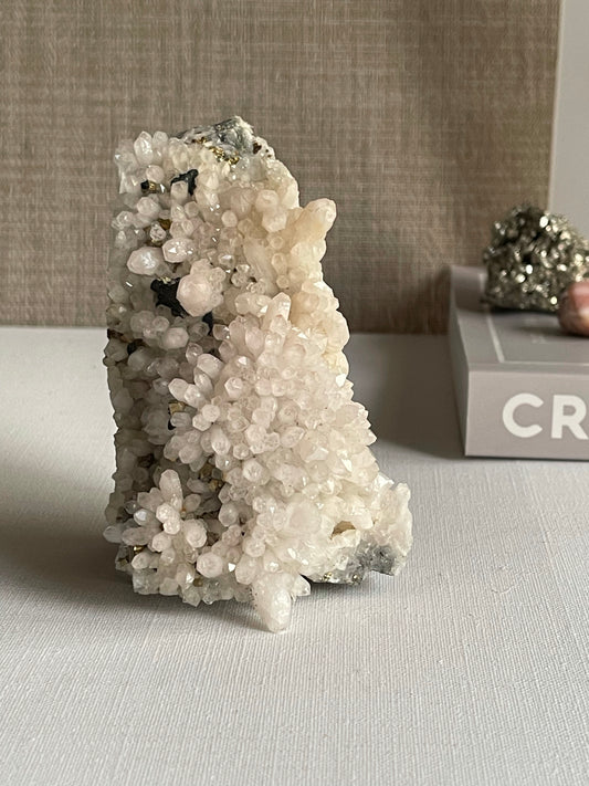 Quartz Cluster with Pyrite & Hematite Inclusions (0.578g) || Specimen