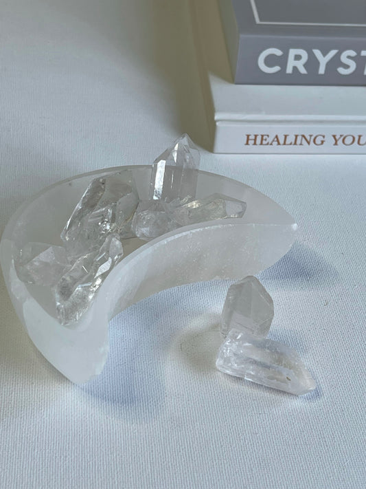 Clear Quartz Mini Points (100g) || Healing