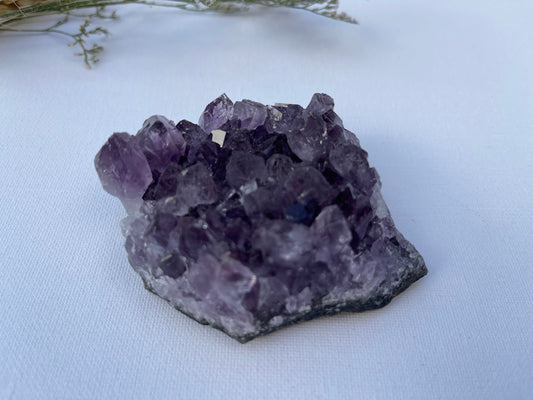 Amethyst Cluster (.218g) || Balance