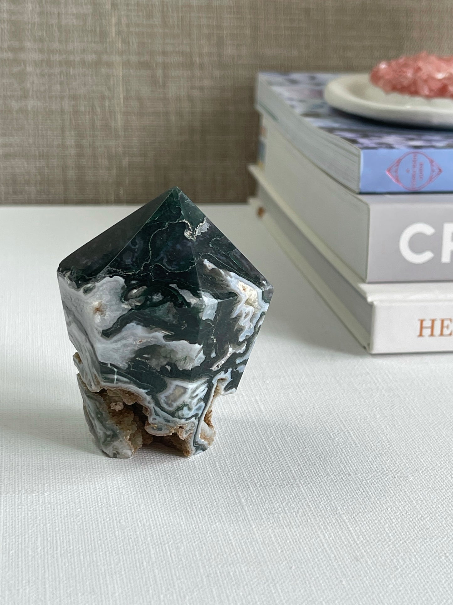 Druzy Moss Agate Cupcakes || New Beginnings