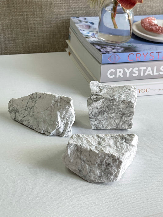 Howlite Rough || Creativity