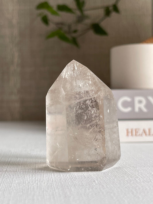 Clear Quartz Tower (0.073g) || Healing