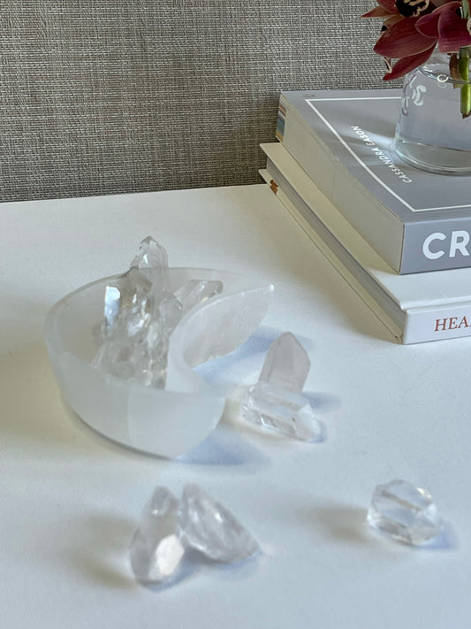 Clear Quartz Mini Points (100g) || Healing