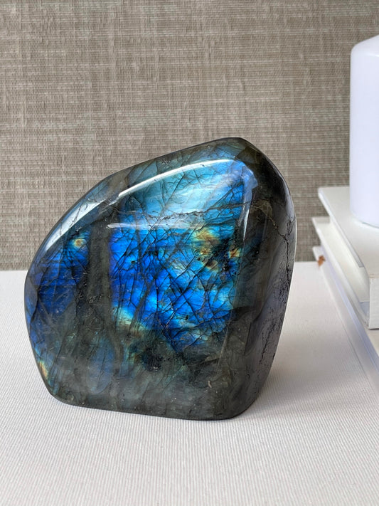 Labradorite Freeform (0.637g) || Transformation