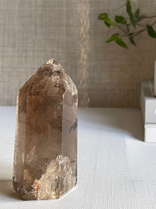 Smoky Quartz Point (0.213g) || Grounding