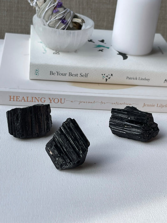 Black Tourmaline Raw || Protection