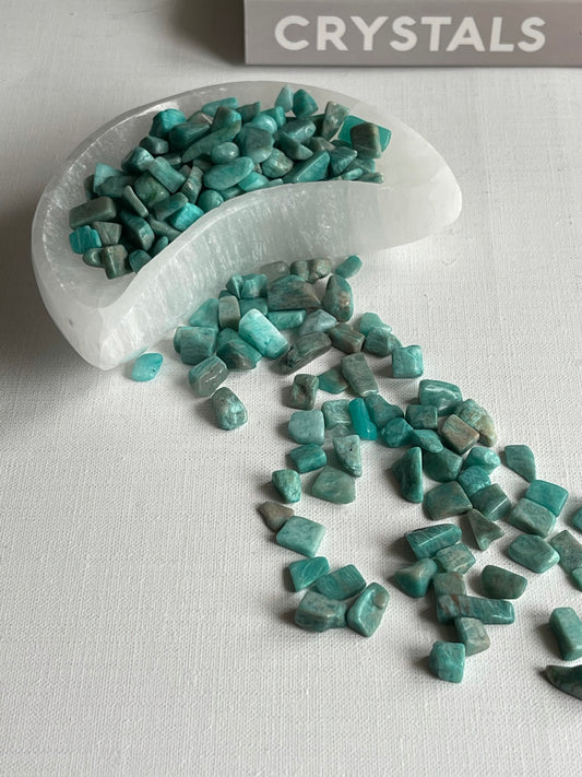 Amazonite Crystal Chips (.100g) || Courage