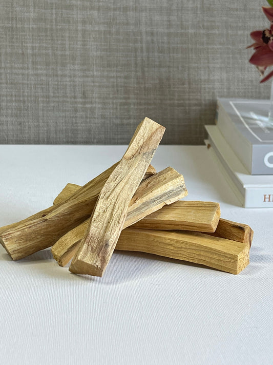 Palo Santo || Sticks & Bundles